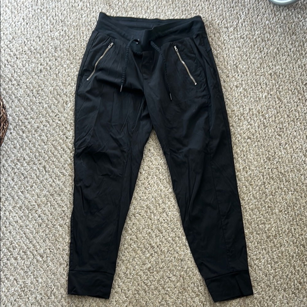 Athleta women’s Trekkie Black Track Pants Joggers